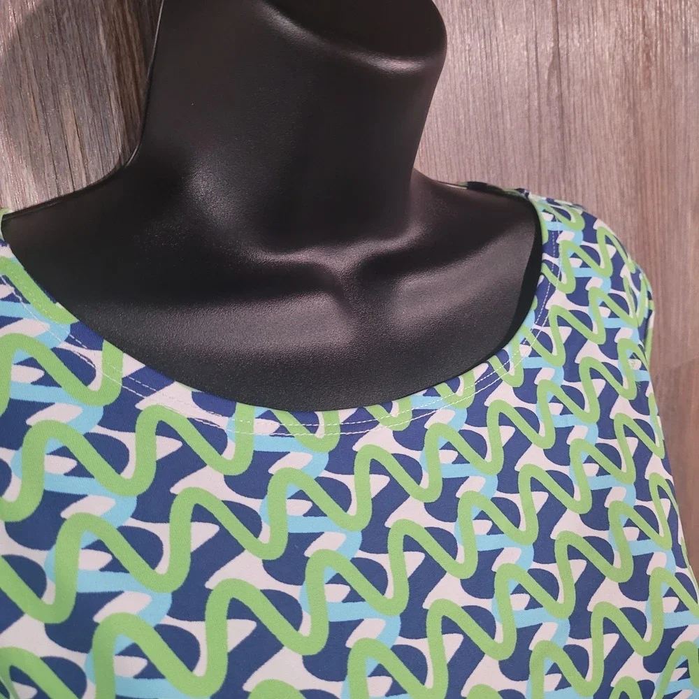 Melly M Geometric Resortwear Dress Size Large Green/Blue Cooling Stretch 3/4 Slv - Picture 3 of 9